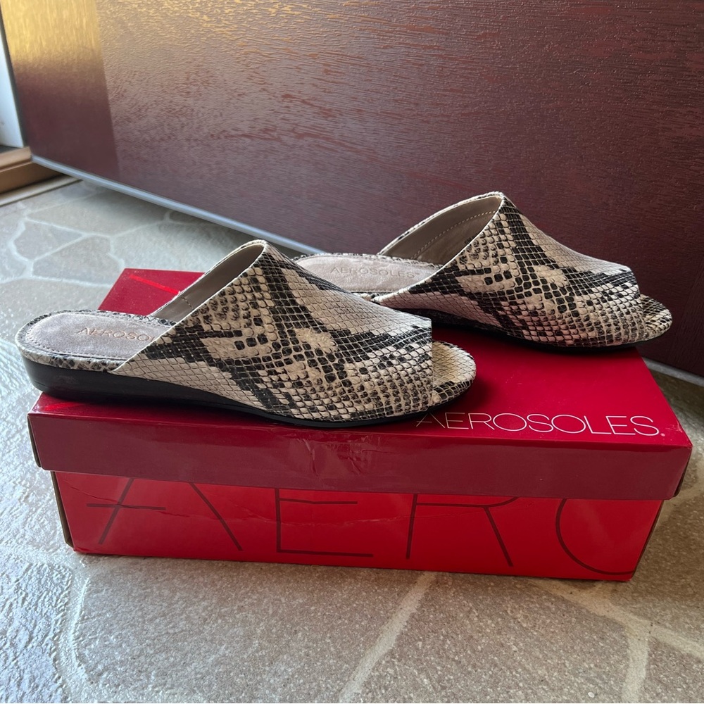 AEROSOLES Bitmap Taupe Snake Print Sandal